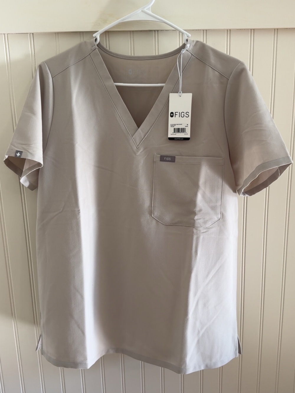 FIGS women’s V-Neck Scrub Top in Taupe